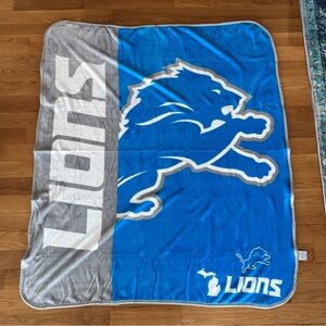 Detroit Lions Plush Throw Blanket NFL Team Logo Blue Gray